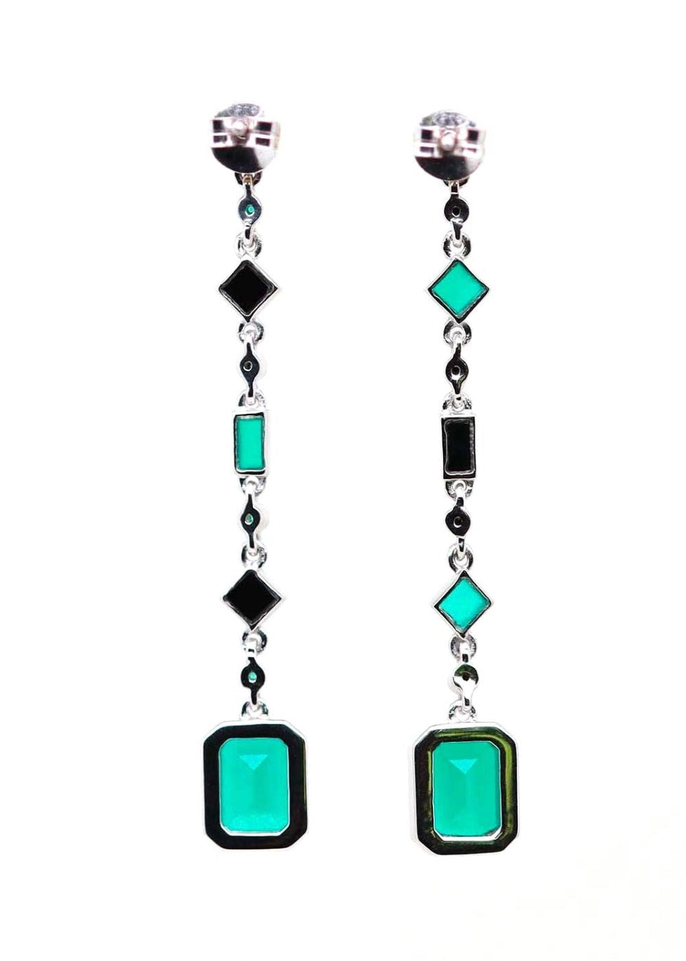 boucles d'oreilles longues en argent style art déco ornées d'onyx vert et d'onyx noir