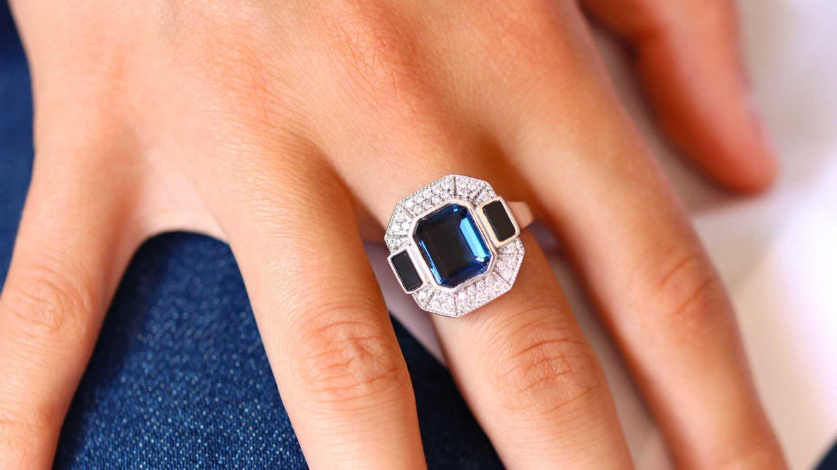 Comment Reconnaître et Choisir une Bague Art Déco ?