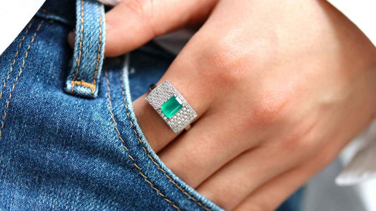 La bague à l'index: une tendance qui a du sens