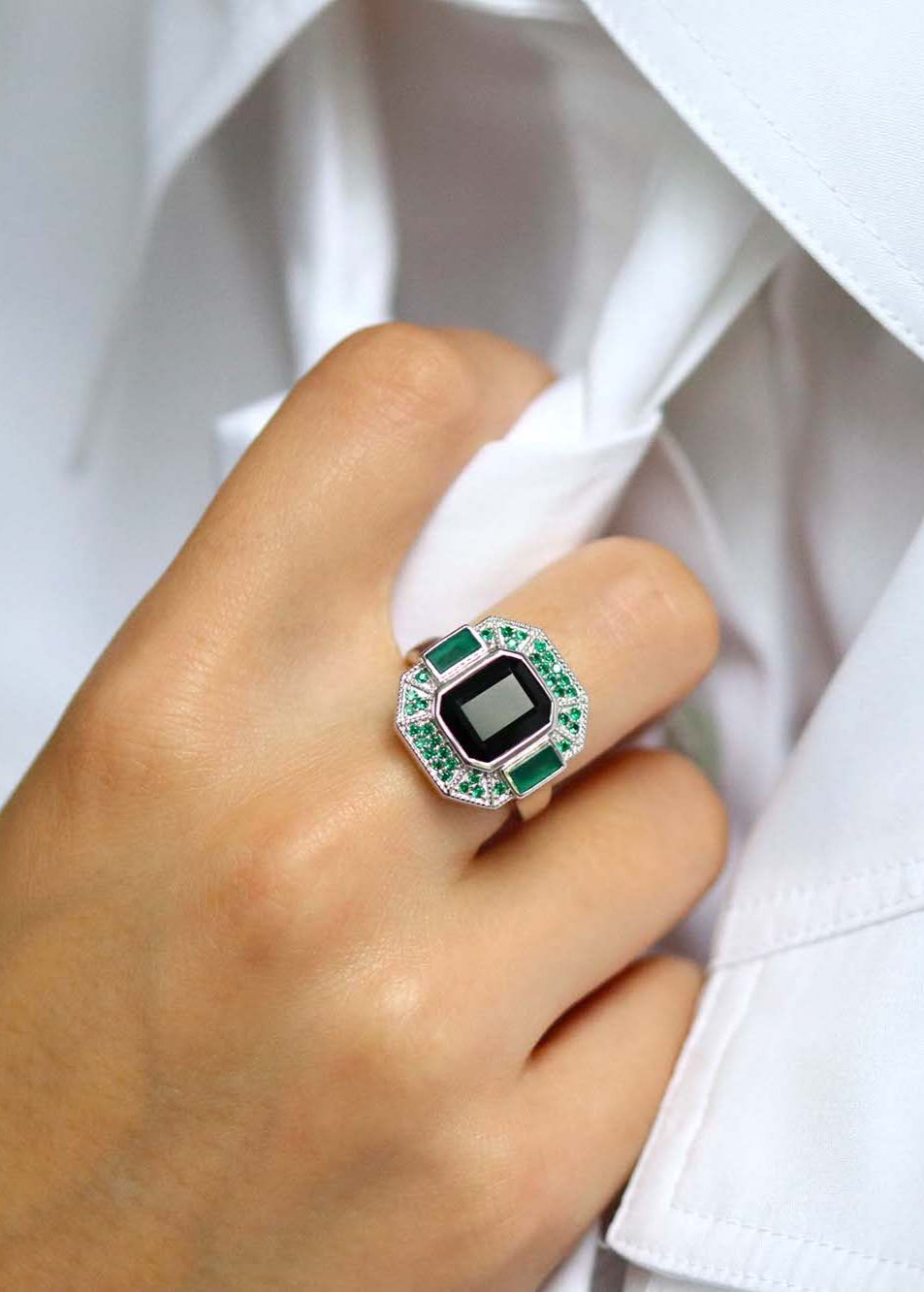 Bague art déco en argent et onyx noir