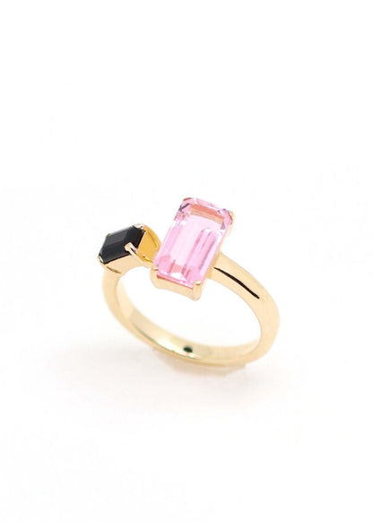 Bague plaqué or avec 2 pierres en toi et moi: quartz rose et onyx noir