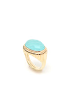 bague femme plaqué or avec une pierre calcédoine d'eau ovale facettée