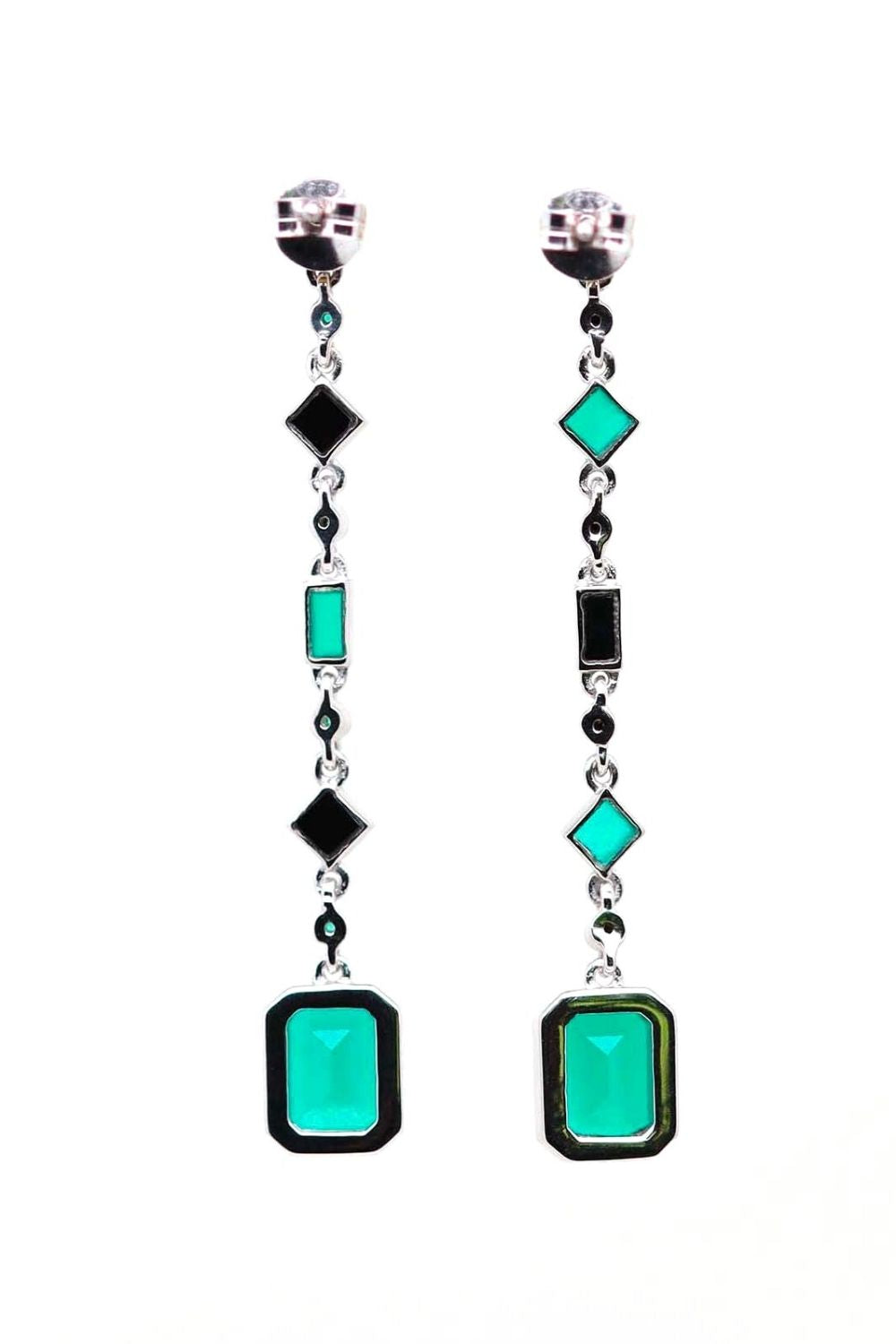 boucles d'oreilles longues en argent style art déco ornées d'onyx vert et d'onyx noir