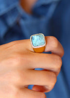 chevalière femme plaqué or labradorite et oxydes de zirconium