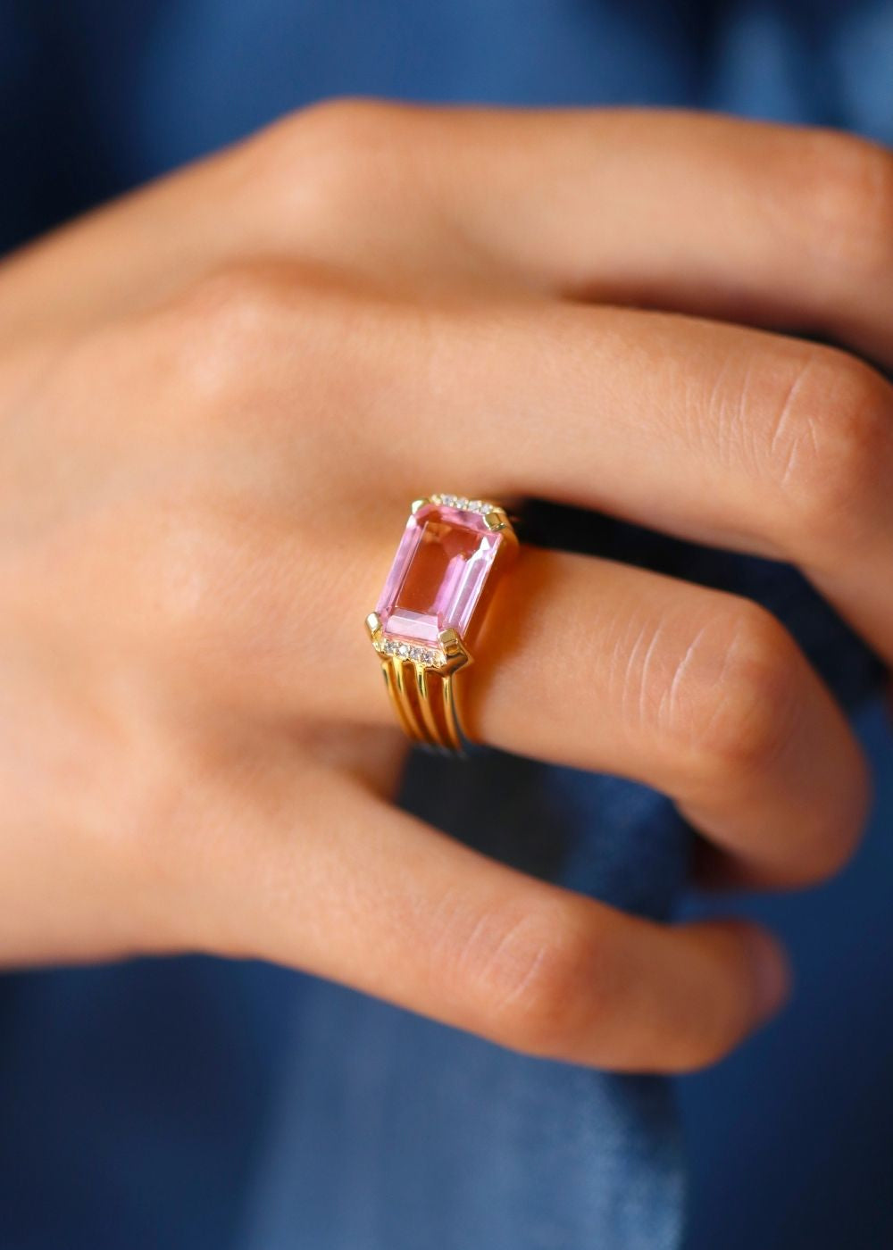 chevalière femme quartz rose taille émeraude