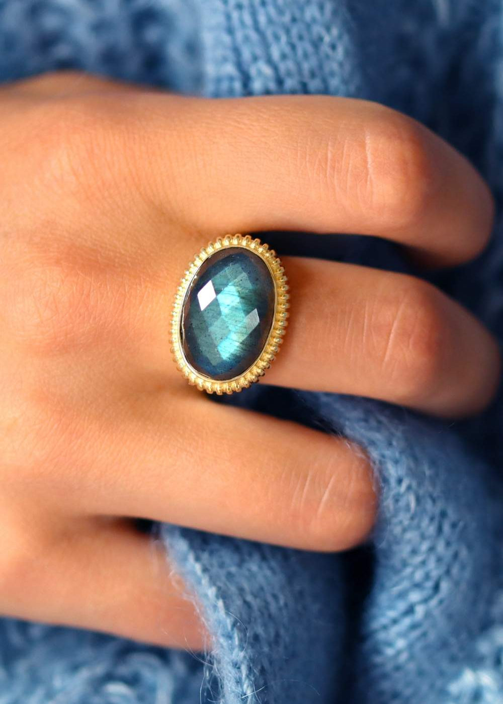 chevalière ovale femme labradorite