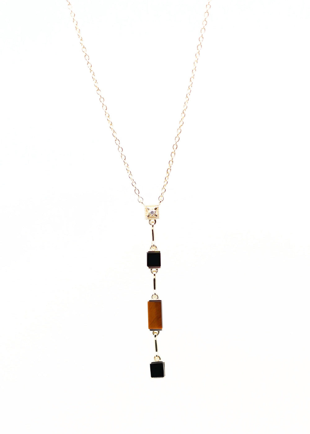 collier plaqué or de forme Y avec pendentif en onyx noir et oeil de tigre