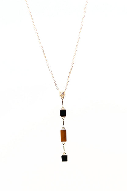 collier plaqué or de forme Y avec pendentif en onyx noir et oeil de tigre