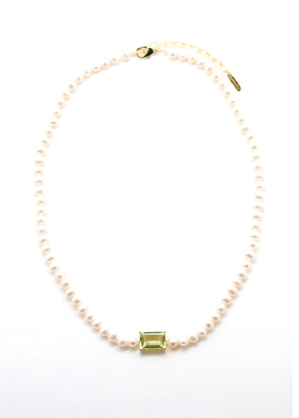 collier en perles de culture et pierre centrale en quartz citron