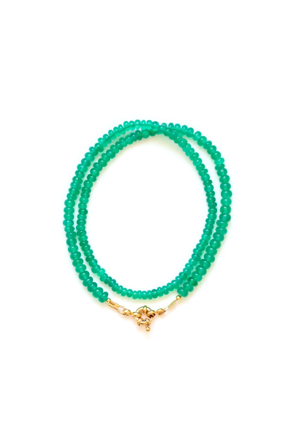 collier en onyx vert avec un fermoir bouée pour attacher un pendentif