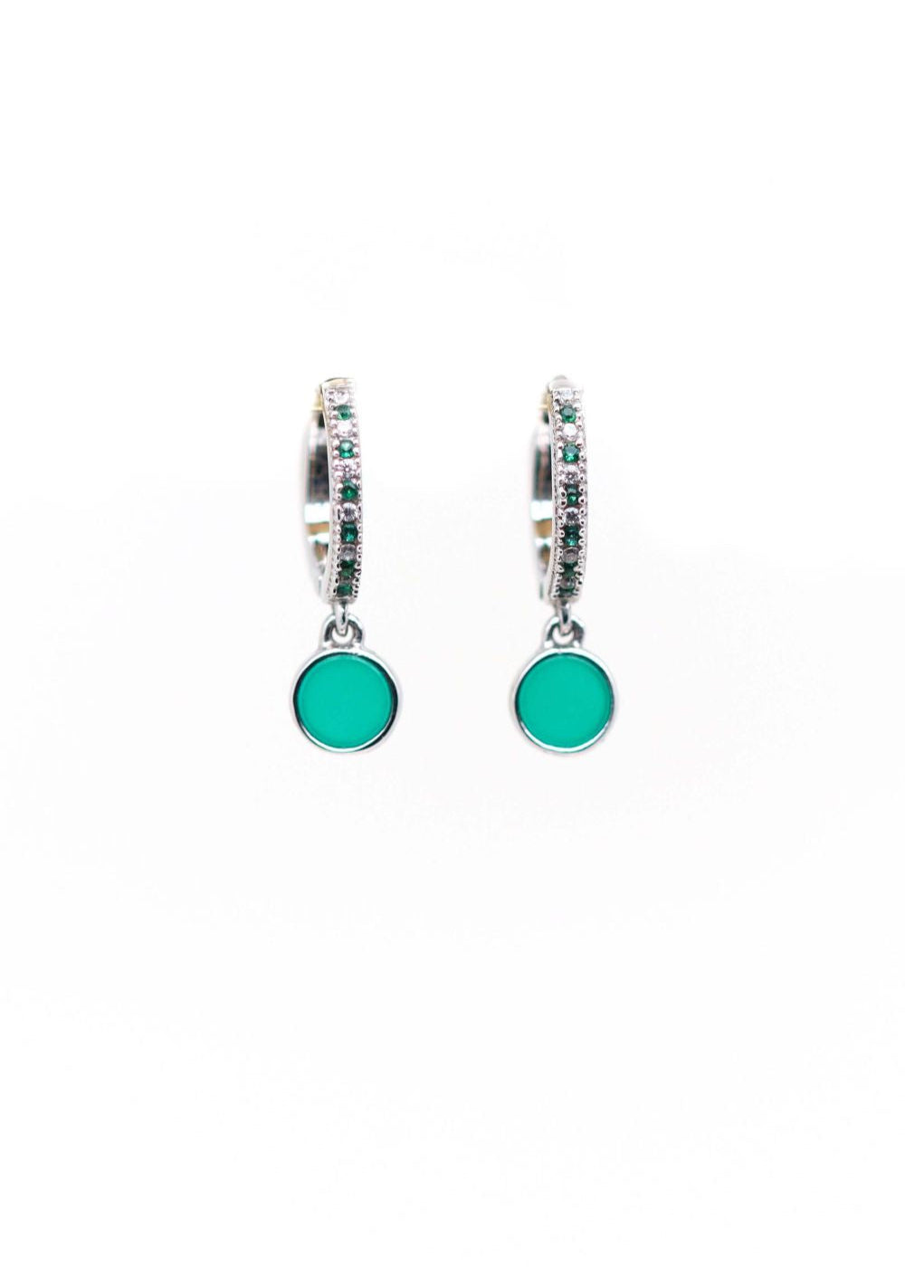 petites créoles en argent avec pampille en onyx vert