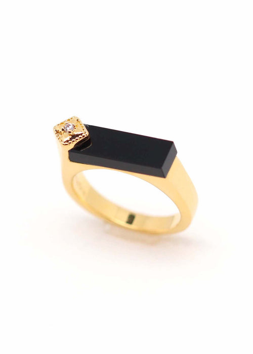 Bague plaqué or et onyx noir