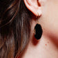 Boucles d'oreilles dorées avec pierre onyx noir ovale